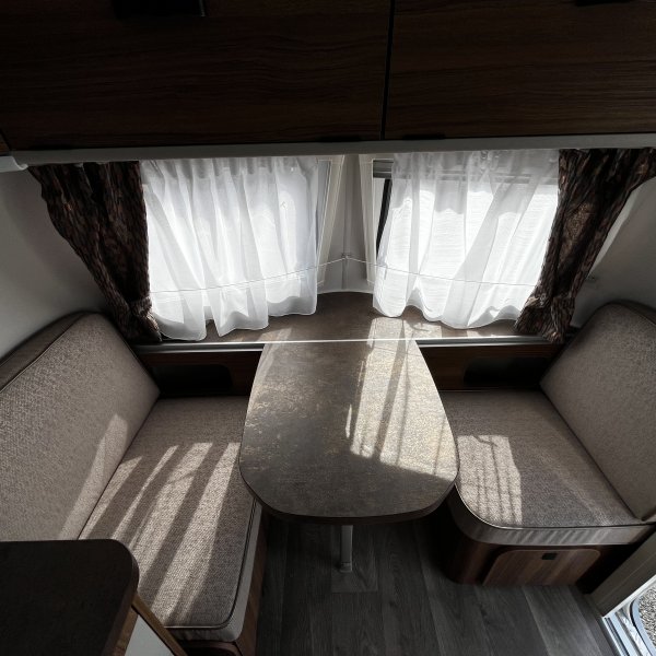 Antoine Caravanes et Camping Car TOURING 310 FAMILIA LEGEND EDITION Eriba